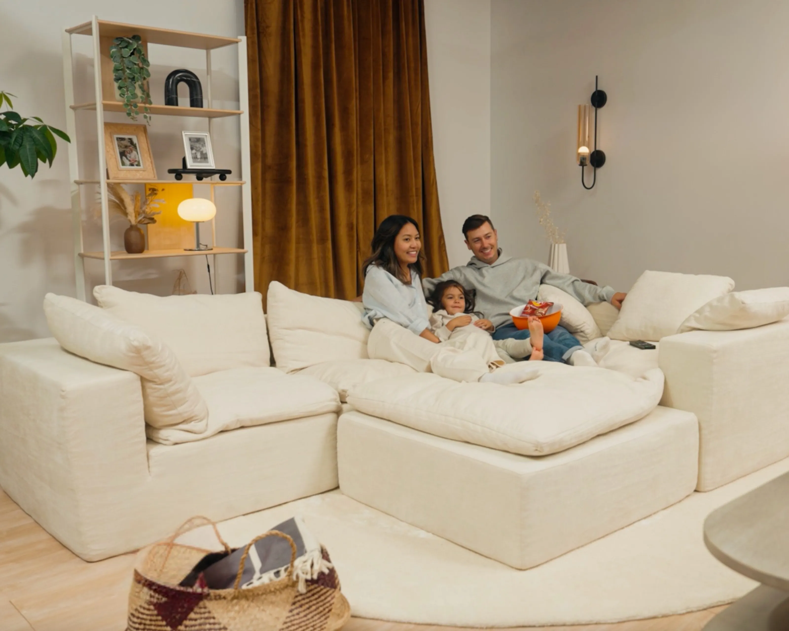 Time to Get Your Sofa! The Official Guide to the Best Black Friday Deals